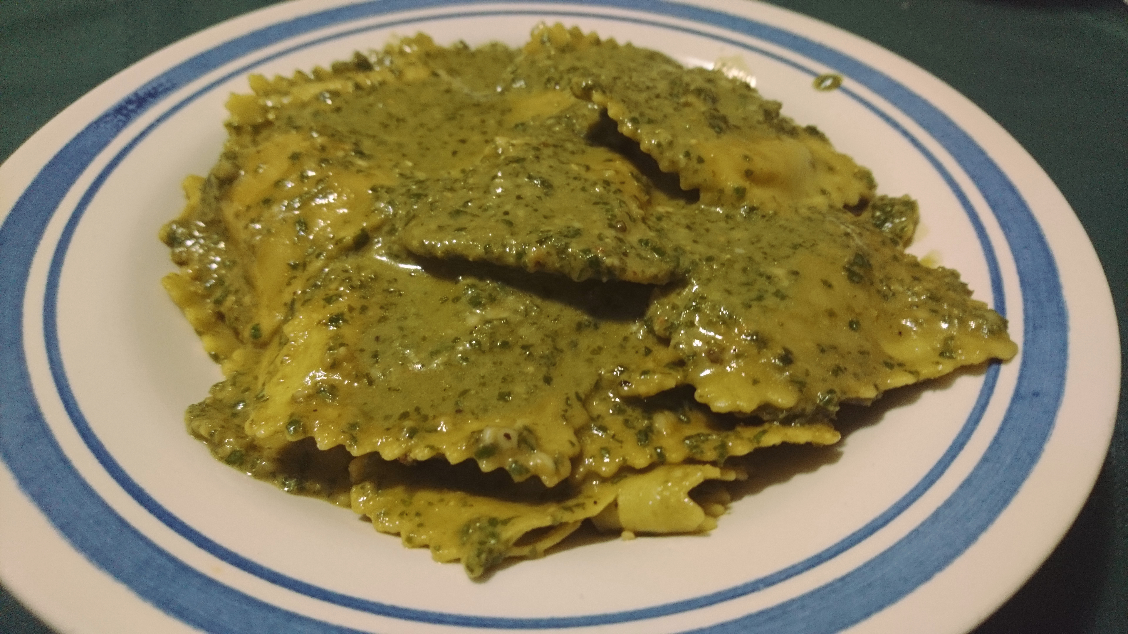 ravioli with pesto